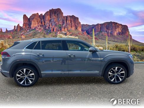 New 2026 Volkswagen Atlas Cross Sport SEL Premium R-Line AWD/4WD image 9