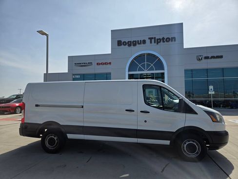 Used 2017 Ford Transit 250 148 Low Roof RWD image 2