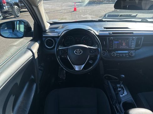 Used 2018 Toyota RAV4 XLE image 11