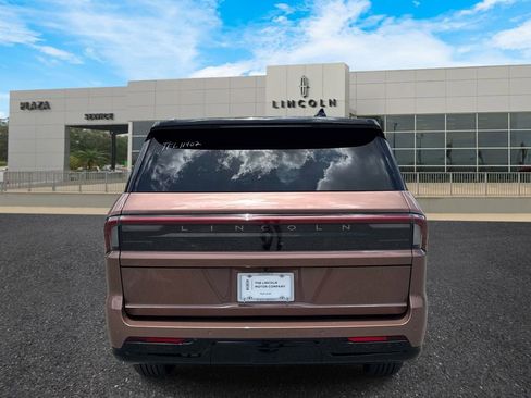 New 2026 Lincoln Navigator Black Label AWD/4WD image 4