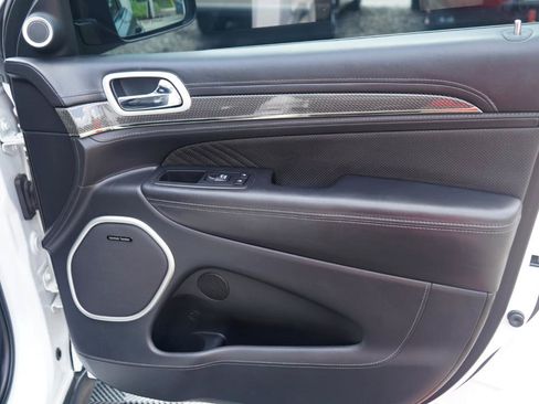 Used 2018 Jeep Grand Cherokee Trackhawk AWD/4WD image 44