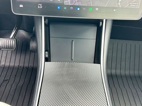 Used 2021 Tesla Model Y Long Range image 20