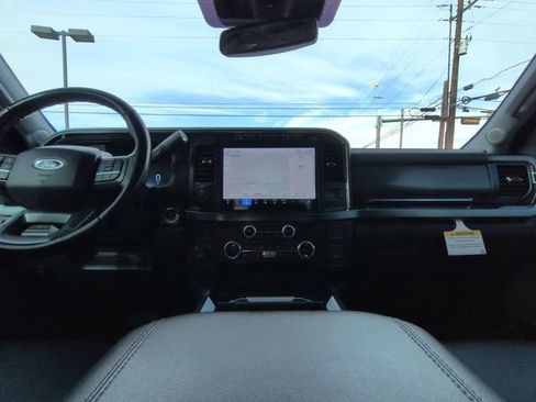 Used 2023 Ford F350 Lariat w/ Lariat Ultimate Package image 2