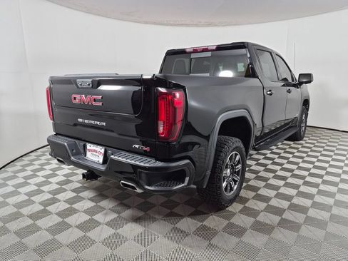 Used 2024 GMC Sierra 1500 AT4 w/ Technology Package AWD/4WD image 3