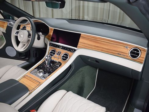 New 2026 Bentley Continental GTC AWD/4WD image 24