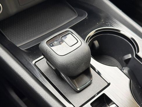 Used 2023 Nissan Rogue S image 24