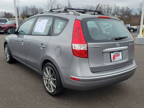 Used 2012 Hyundai Elantra SE image 3