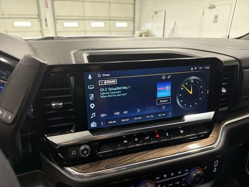 Certified 2025 Chevrolet Silverado 1500 LT AWD/4WD image 23