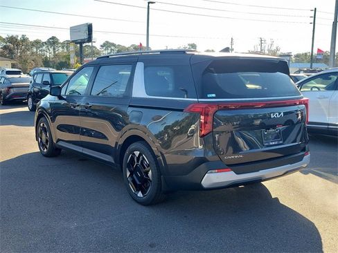 New 2026 Kia Carnival EX image 4