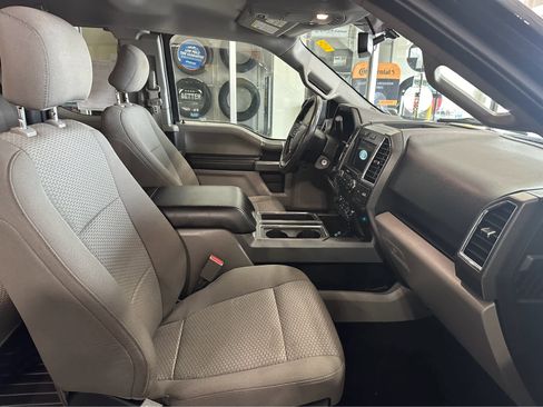 Used 2017 Ford F150 XLT w/ Equipment Group 302A Luxury image 37