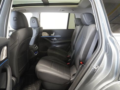 Used 2026 Mercedes-Benz GLS 450 4MATIC image 13