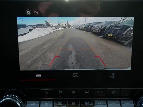 New 2026 GMC Canyon Elevation w/ Convenience Package image 10