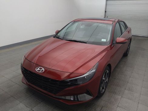 Used 2023 Hyundai Elantra Limited FWD image 15