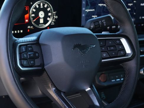 Used 2024 Ford Mustang GT Premium image 19