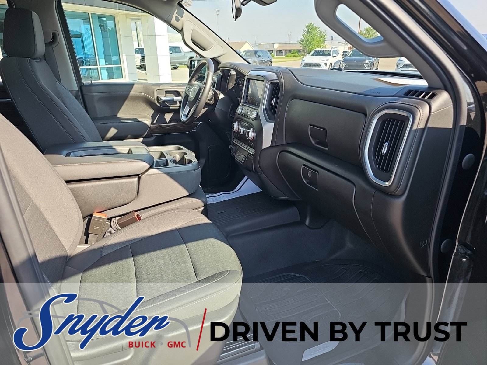Used 2021 GMC Sierra 1500 Elevation w/ LPO, Elevation Black Package AWD/4WD image 26