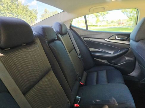 Used 2018 Nissan Maxima 3.5 S image 30