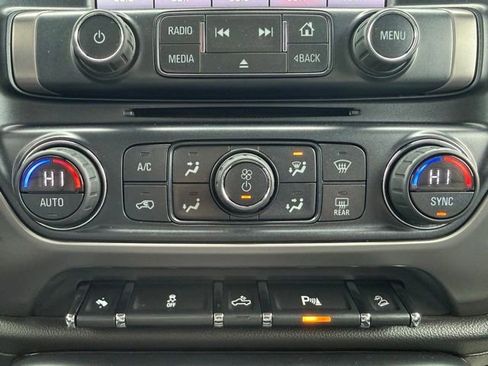 Used 2014 GMC Sierra 1500 SLT w/ All-Terrain Package AWD/4WD image 28