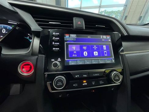 Used 2020 Honda Civic EX image 16