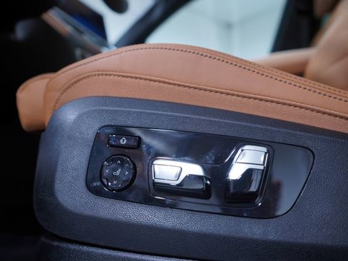 New 2026 BMW X5 sDrive40i image 12