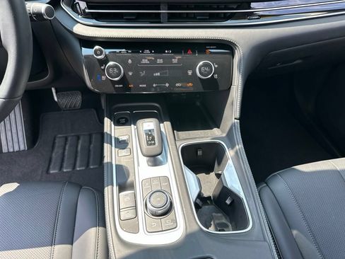 Certified 2026 INFINITI QX60 Luxe w/ Family Package AWD/4WD image 55
