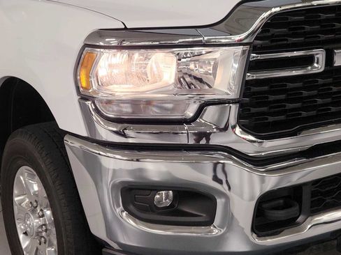 Used 2024 RAM 2500 Big Horn AWD/4WD image 9