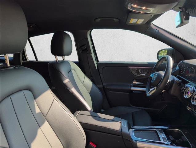 Certified 2025 Mercedes-Benz GLA 250 image 26