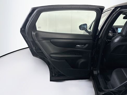 Used 2023 Nissan Ariya FWD image 27
