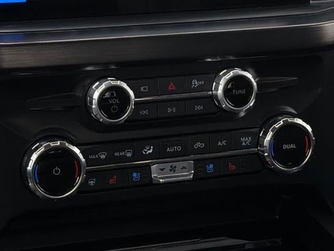 New 2026 Ford F250 4x4 Crew Cab Super Duty image 17