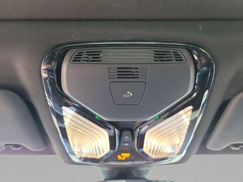 Used 2025 BMW 330i Sedan RWD image 30