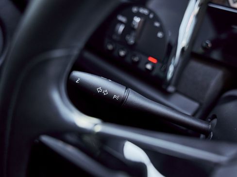 Used 2015 Rolls-Royce Wraith image 50