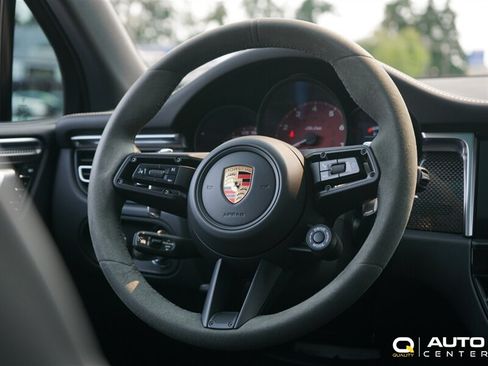Used 2024 Porsche Macan GTS AWD/4WD image 22