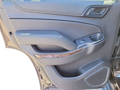 Used 2019 Chevrolet Tahoe LT AWD/4WD image 14