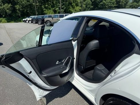 Used 2025 Mercedes-Benz CLA 250 4MATIC image 14
