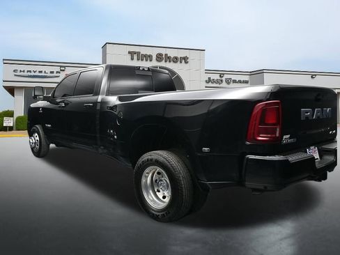 Used 2026 RAM 3500 Laramie AWD/4WD image 3