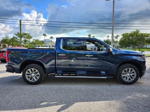 Used 2021 Chevrolet Silverado 1500 High Country image 15