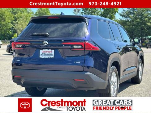 Certified 2024 Toyota Grand Highlander AWD image 3