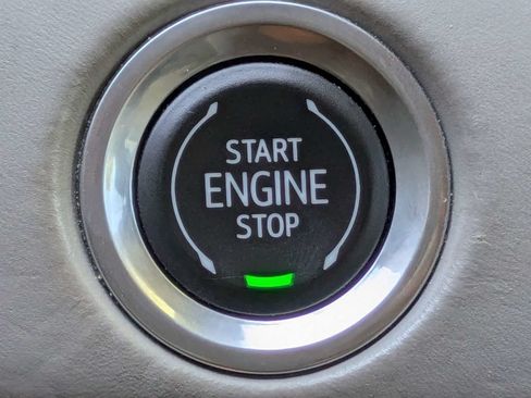 Used 2023 Cadillac Escalade ESV Sport Platinum AWD/4WD image 33