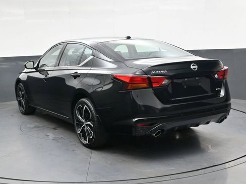 Used 2024 Nissan Altima 2.5 SR w/ SR Premium Package image 5
