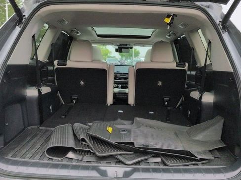 Certified 2025 Toyota Grand Highlander AWD image 18