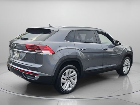 Used 2021 Volkswagen Atlas Cross Sport SE FWD image 6