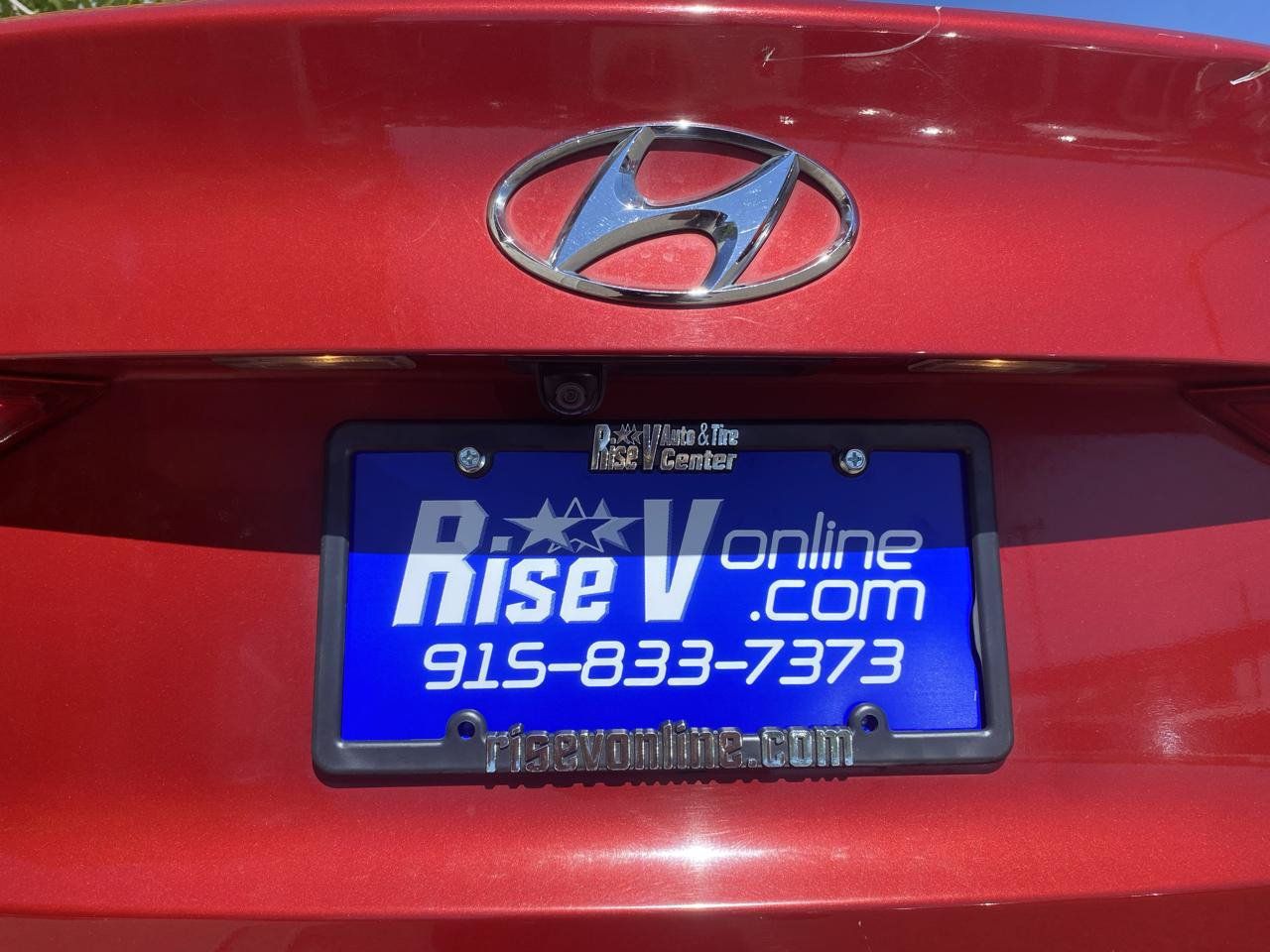 Used 2017 Hyundai Elantra Limited w/ Limited Tech Package 08 FWD image 12