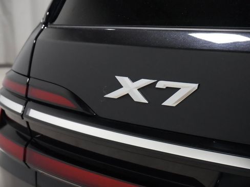 Used 2023 BMW X7 xDrive40i w/ Premium Package AWD/4WD image 26