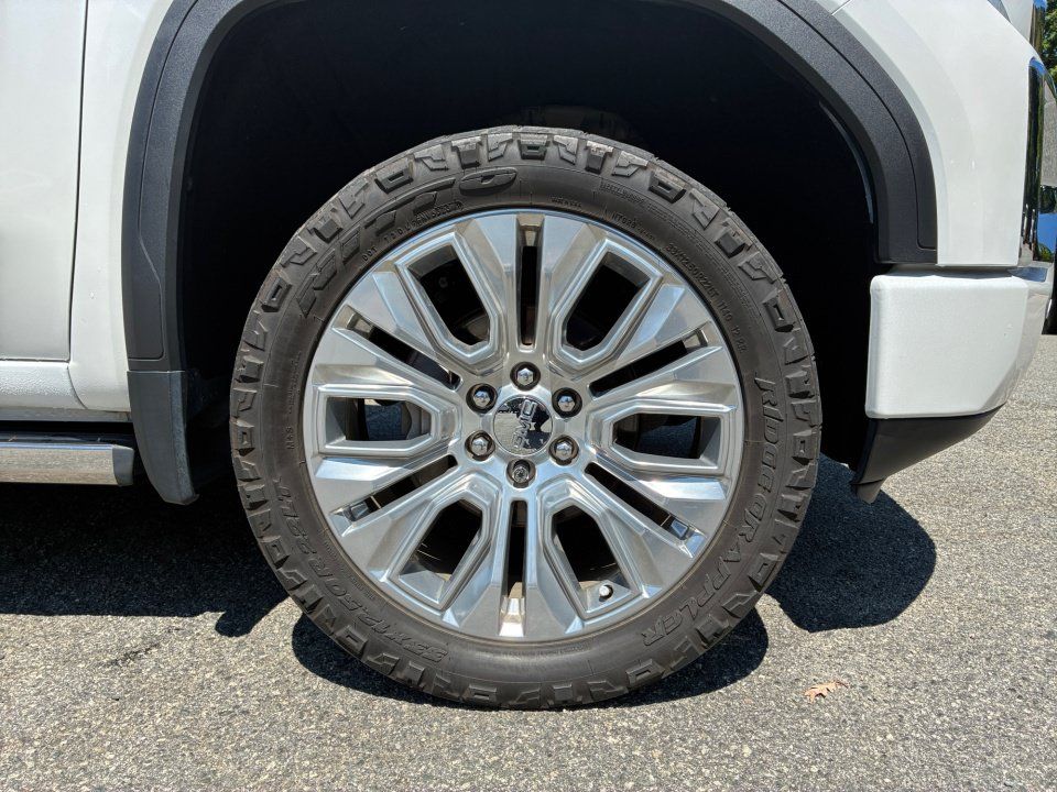 Used 2020 GMC Sierra 1500 Denali w/ Denali Ultimate Package AWD/4WD image 25