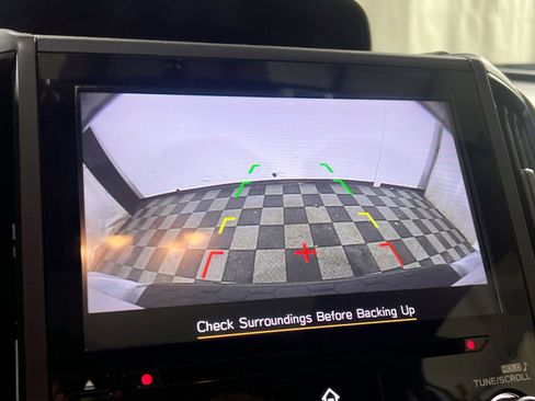 Used 2021 Subaru Crosstrek 2.5i Sport w/ Moonroof Package image 27