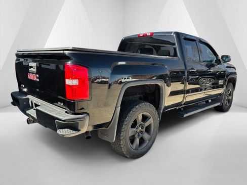 Used 2017 GMC Sierra 1500 SLE image 4