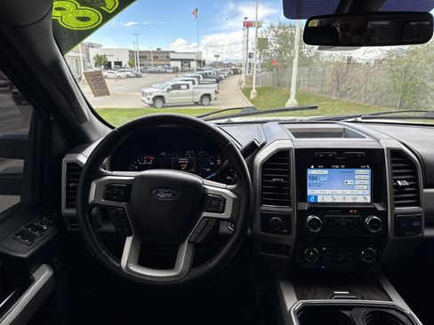 Used 2018 Ford F350 Lariat w/ Lariat Ultimate Package AWD/4WD image 16