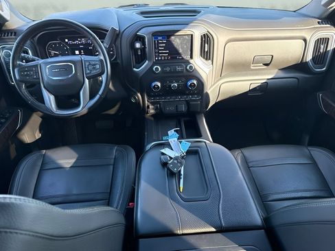Used 2020 GMC Sierra 1500 Denali w/ Denali Ultimate Package AWD/4WD image 10