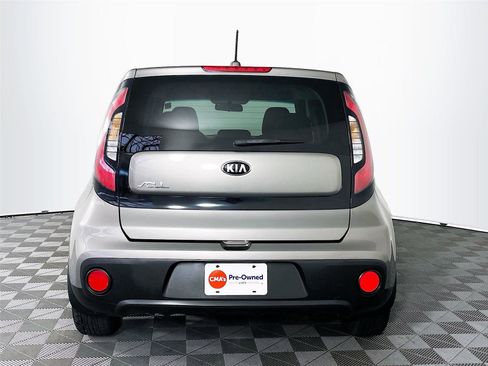 Used 2018 Kia Soul image 7