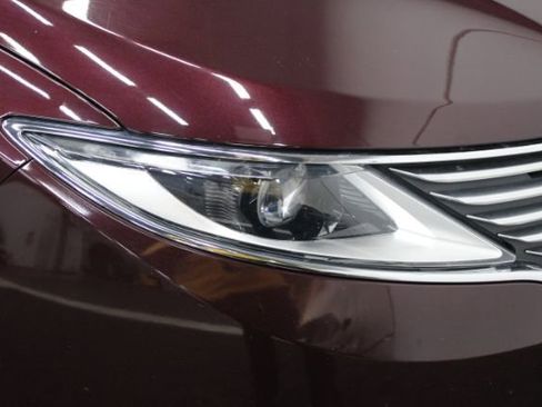 Used 2013 Lincoln MKZ Luxury image 24