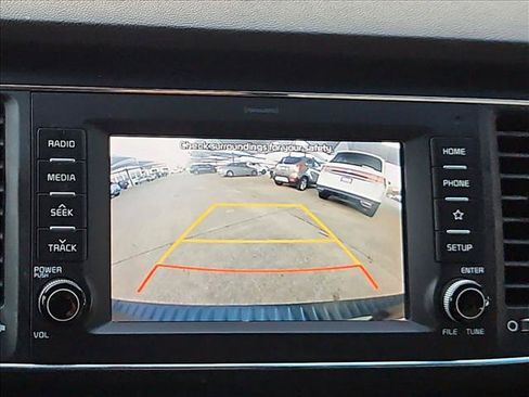 Used 2020 Kia Sedona EX FWD image 13